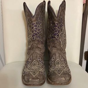 COPY - Women’s size 10.5 Corral boots